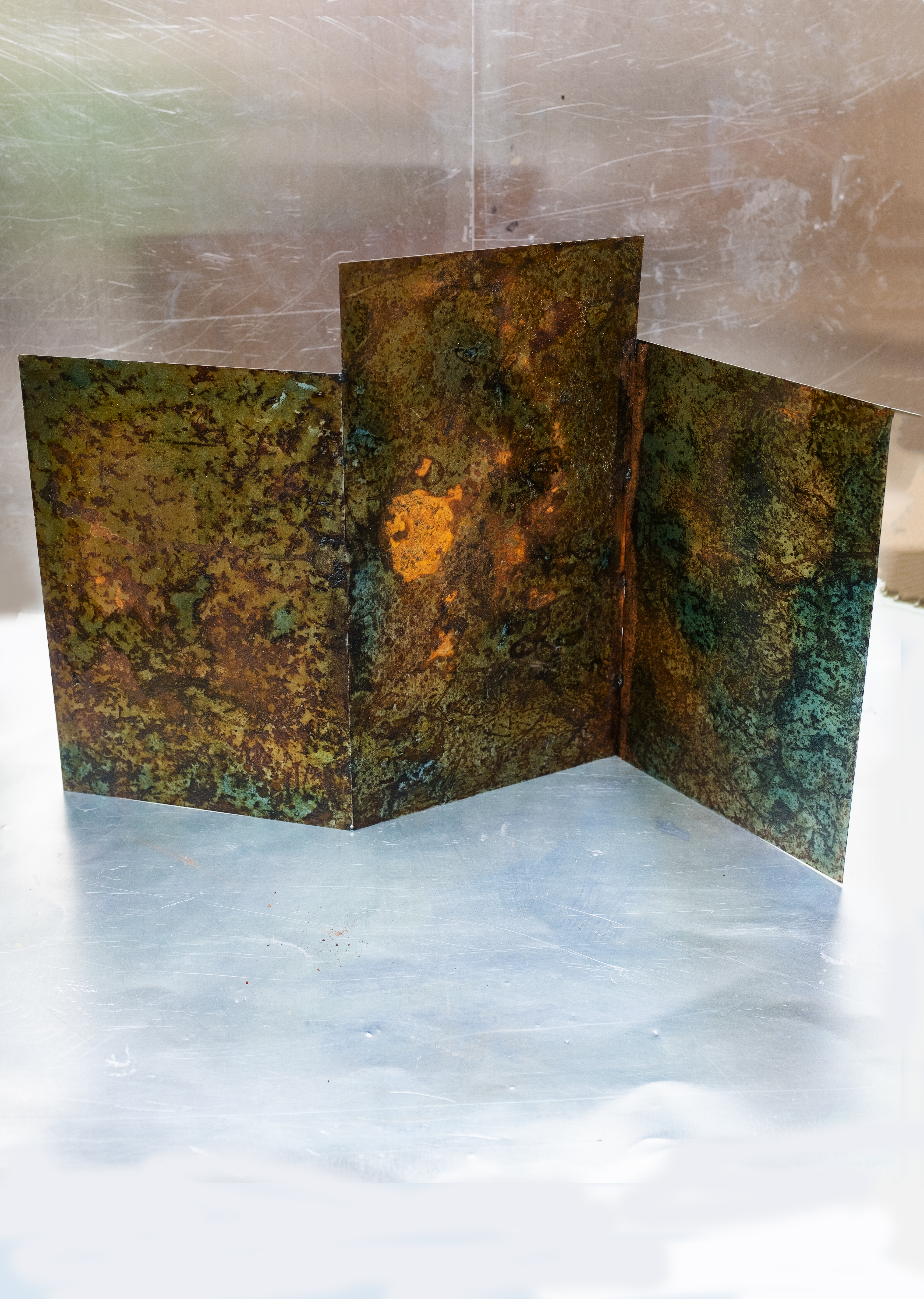 UNCERTAIN STATES METAL SCREEN IV_0834